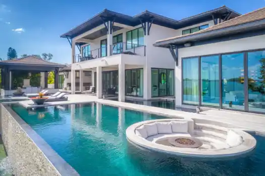 5+ Factors Influencing Luxury Real Estate