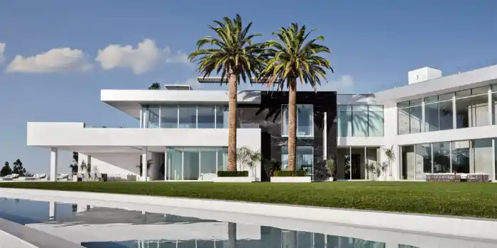 8 Most Popular Types of Luxury Real Estate Properties